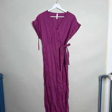 Magenta-Wickelkleid