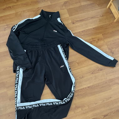FILA Trainingsjacke + Hose