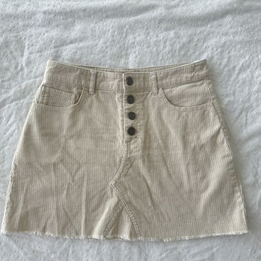 Beiger Cordrock von Pull&Bear