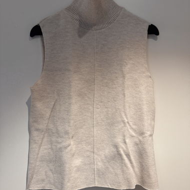 sleeveless knit turtleneck