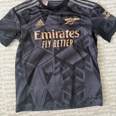 Arsenal jersey (11-12 years old)