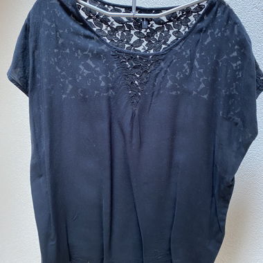 Blouse à dentelle 