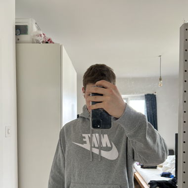 Nike Hoodie Grey