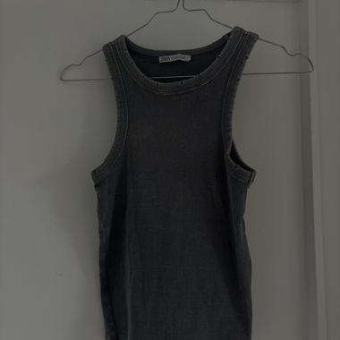 Top grigio Zara