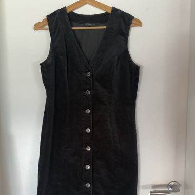 Vestito in velluto nero stile anni ‘60