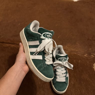 Adidas Campus