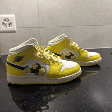 Air Jordan 1 Mid Dynamic gialle taglia 35,5