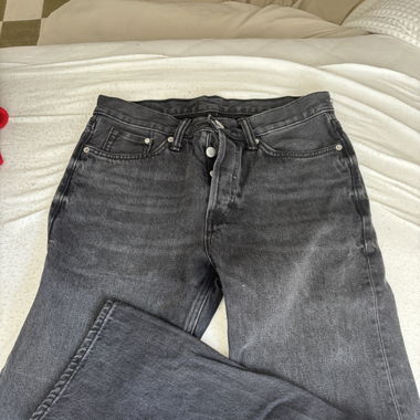 schwarze jeans