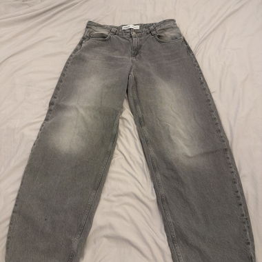 Grey Wide-Leg Jeans