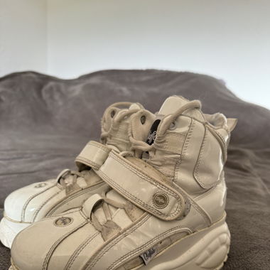 Buffalo London Platform Sneaker