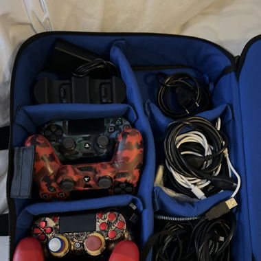 PlayStation 4 Slim Complete Combo, 15 Games.