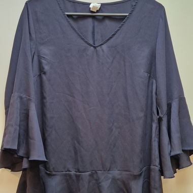 Dark blue blouse with ruffle sleeves