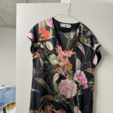 Kleid und Bluse 