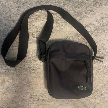 Sac bandoulière Lacoste noir
