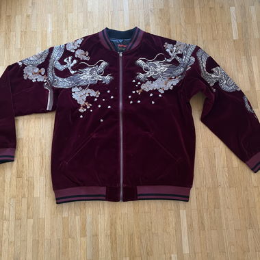 Bestickte Dragon-Bomberjacke