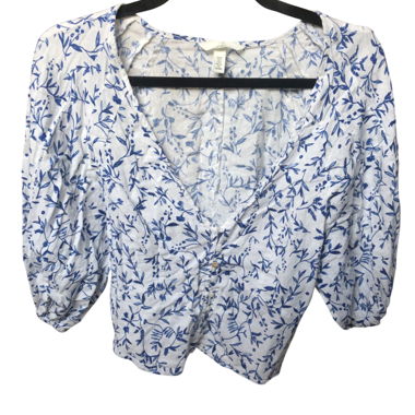 Camicia bianca con motivo floreale blu