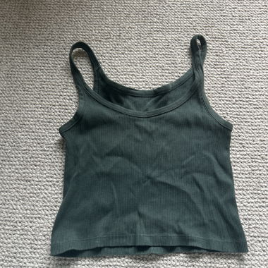 grünes top