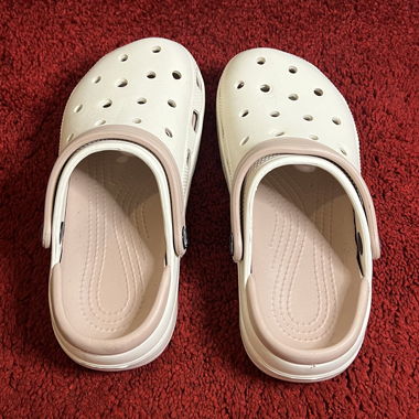 Beige Clog shoes *Ganz Neu*