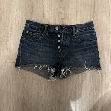 Shorts cut-off in denim blu scuro W26