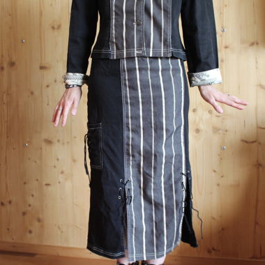 Beautiful vintage jeans ensemble