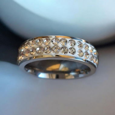 Bague strass argentée