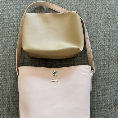 Sac sceau Lacoste - comme neuf - valeur CHF 150