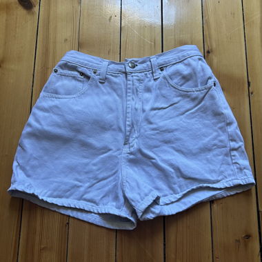 Short en jeans blanc