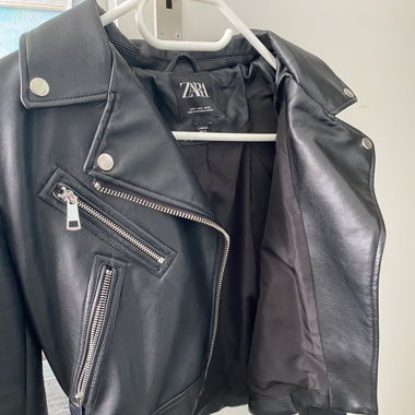 Zara Lederjacke