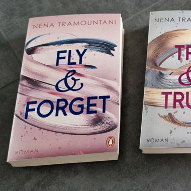Nena Tramountani, Bücher, Fly & Forget