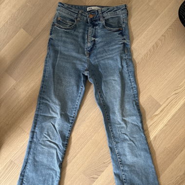Flare jeans Zara  
