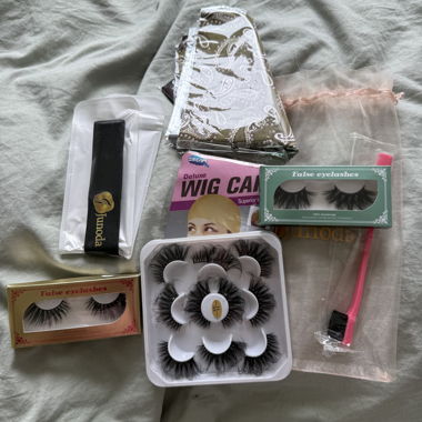Eyelash Set with Wig Accessories