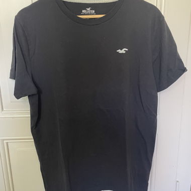 Black Hollister T-Shirt M