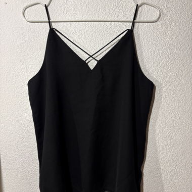 Schwarzes Spaghetti-Top