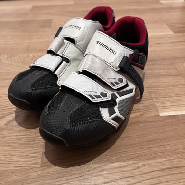 Cycling shoes Shimano