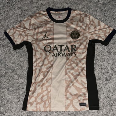 PSG Jordan Trikot