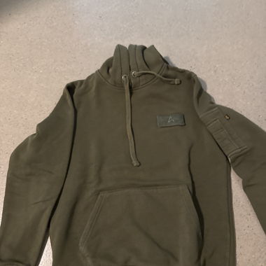 Hoodie vert olive Alpha Industries