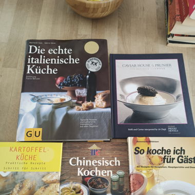 div. Kochbücher