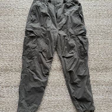 Pantalon cargo parachute