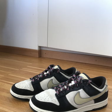 Nike dunk low LX Black Suede 