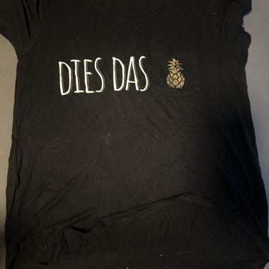 T-shirt noir «DIES DAS»