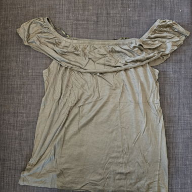 Haut Off-Shoulder