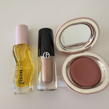 Make-up-Set Rare Beauty, Giorgio Armani, Gisou
