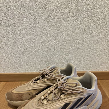Adidas Ozelia 