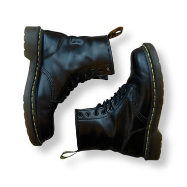 Stivali con lacci in pelle liscia Dr. Martens