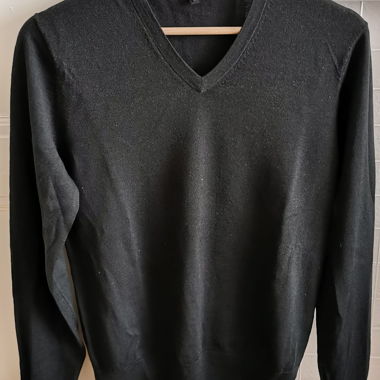 Uniqlo - Dark Khaki V-Neck Sweater