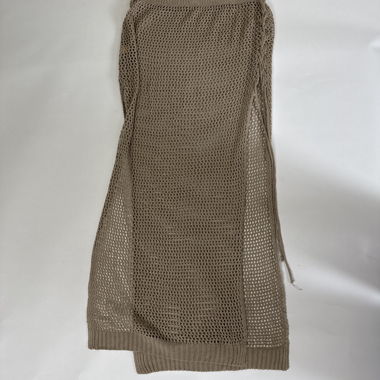 Beiger Mesh-Rock