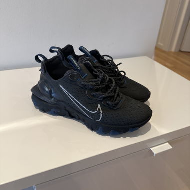 Nike React Vision Noir Confort Style Taille 40,5 