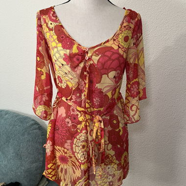 Blusa floreale H&M con nastro da annodare
