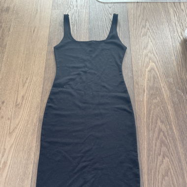 Kleid mit Schlitz