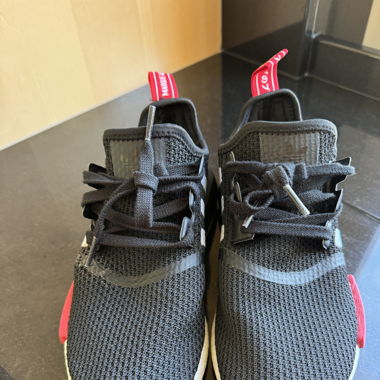 ADIDAS SNEAKERS